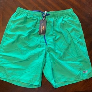 NWT Vineyard Vines Bungalow Swim Shorts Sz M